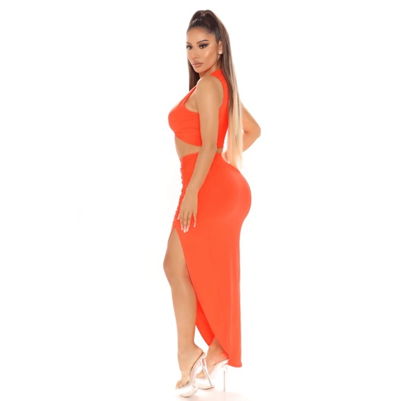 Fashion Nova Vibrant Orange Crop Top - Picture 4 of 15